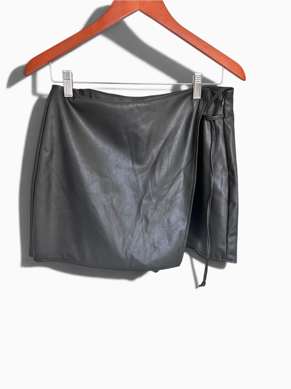 Sleek Black Faux Leather Tie-Side Mini Skort size M